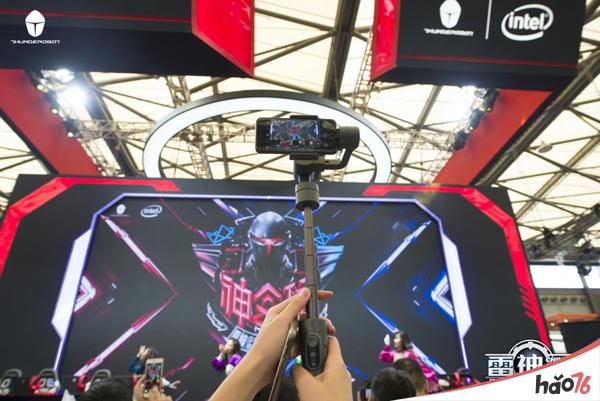 ChinaJoy2018 雷神的新品是扔在水里发布的